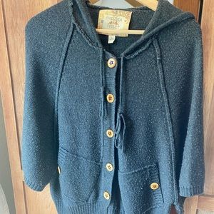 Sweater with hoodie.